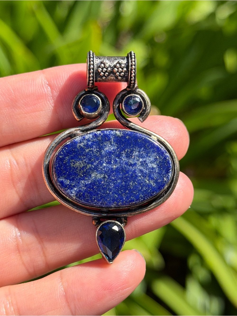 Lapis Lazuli Blue Stone Pendant Necklace - Silver Tone Palo